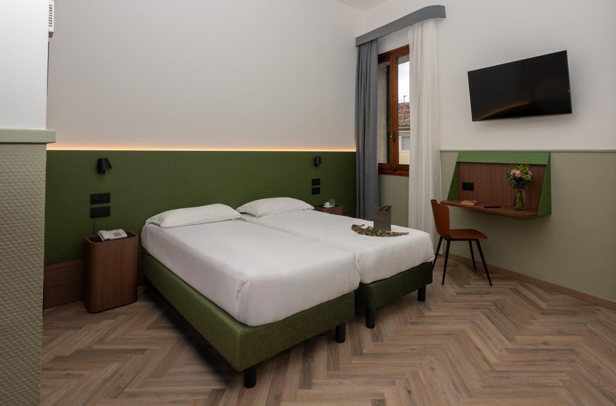 Hotel Casa Del Pellegrino بادوفا المظهر الخارجي الصورة